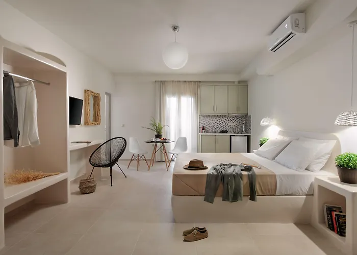 Sweet Naxos Aparthotel