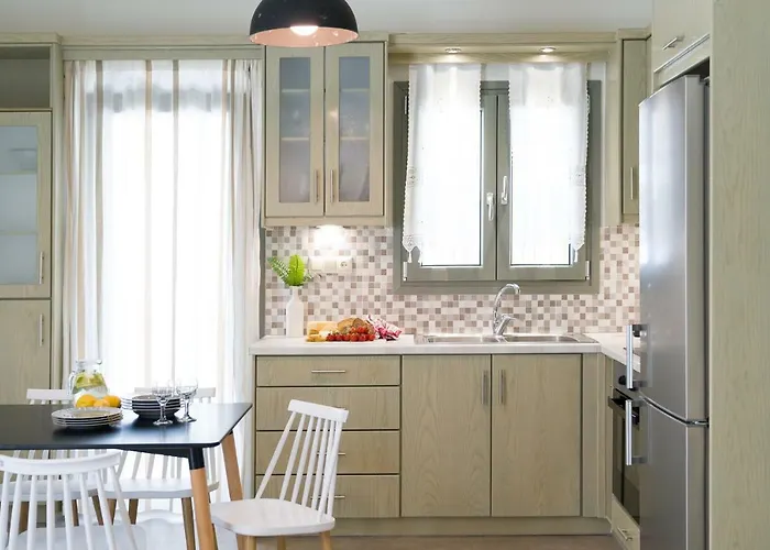 Sweet Naxos Aparthotel 3*