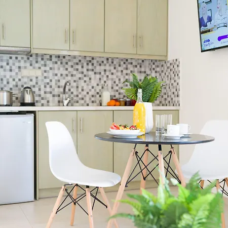 Sweet Naxos Apartahotel 3*
